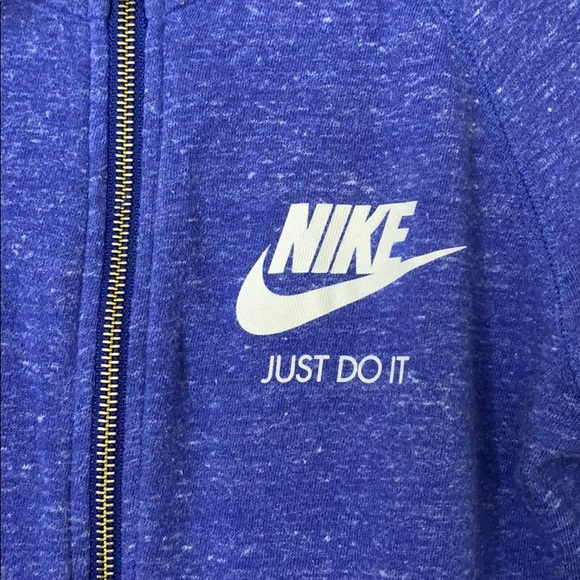 womens nike sweater - Picture 2 of 3
